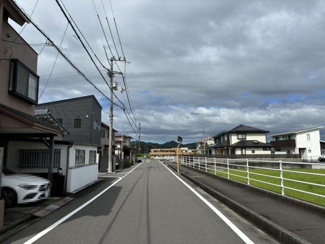 【前面道路含む現地写真】 | 売地　志津川町