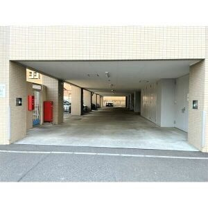 【エントランス】 | UURコート札幌北三条