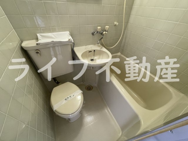 ベルハイム友井の浴室|落ち着いた空間のお風呂です