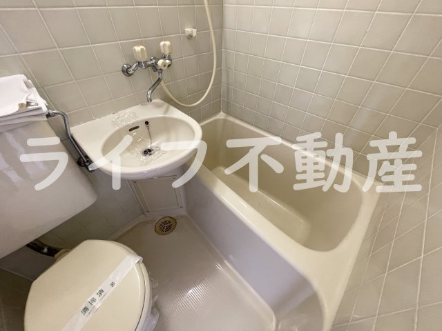 ベルハイム友井の浴室|コンパクトで使いやすいお風呂です