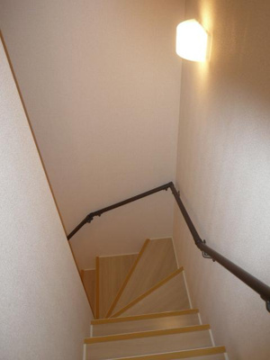 【エントランス】 | エスポワール | 室内階段でおしゃれな内装