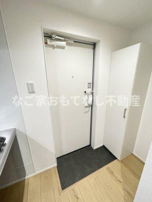 【玄関】 | フォンテンブロー笠取町