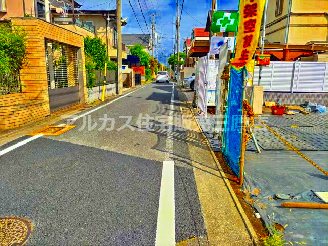 武蔵野市吉祥寺北町１丁目 中央線 吉祥寺駅 新築戸建の前面道路含む現地写真