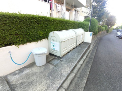 【その他共用部分】 | 桜美林ハイツA棟 | 敷地内ゴミ置き場です。