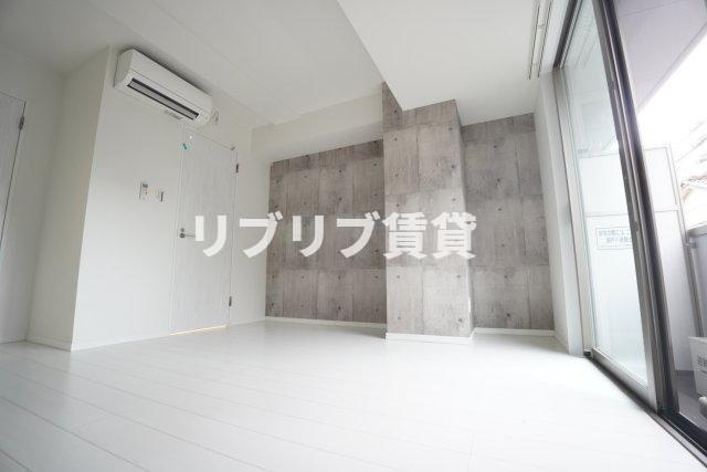 コティ港町の居間・リビング