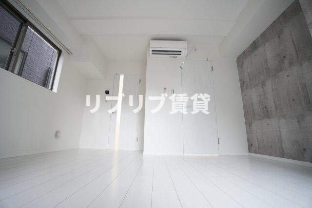 コティ港町の居間・リビング