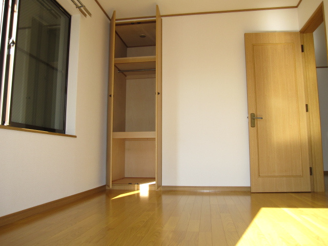 【洋室】 | ハイツヤマダ