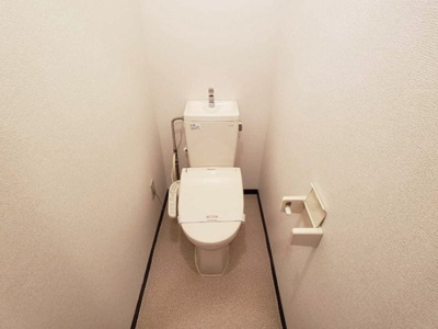 【トイレ】 | ポワールガーデンⅡ | 温水洗浄暖房便座のトイレ