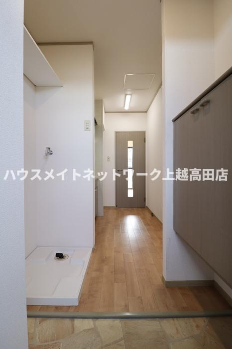 J'sパレスⅡ（ジェイズパレスⅡ）の玄関|玄関