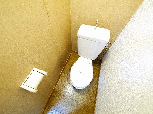レオパレス大陽壱番館のトイレ|トイレもきれいです