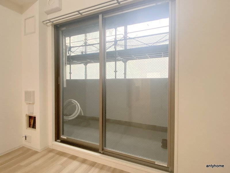 セレニテ東三国ミラク　仲介手数料無料のバルコニー