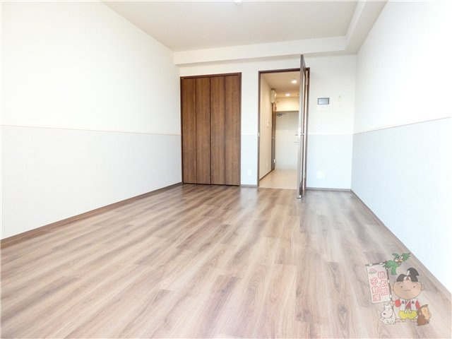 レジデンスカープ南中央町の居間・リビング