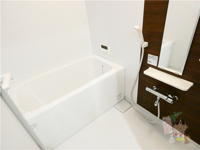 レジデンスカープ南中央町の浴室