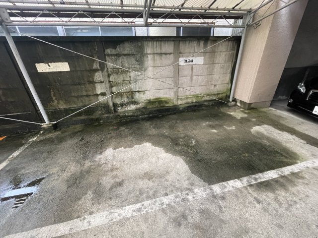 平和マンションの駐車場|平和マンション