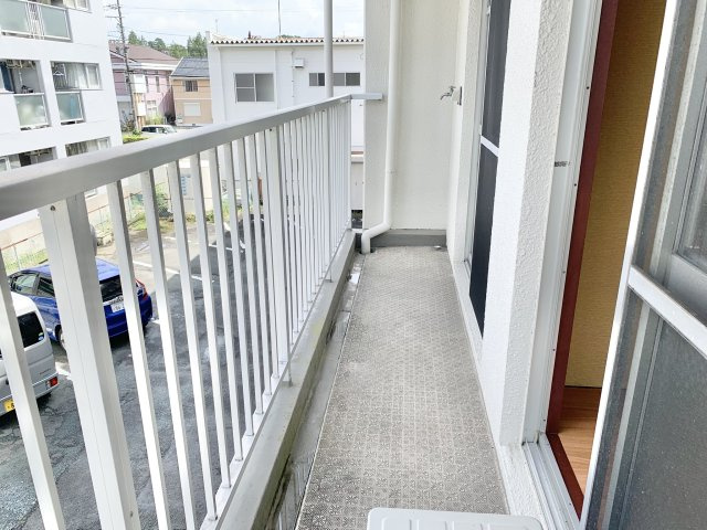 サンヴィラ佐鳴台　中央区佐鳴台１丁目のバルコニー|バルコニーもキレイにされています