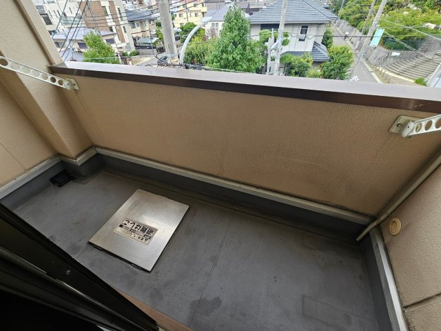 ハイツ甲南山手のバルコニー