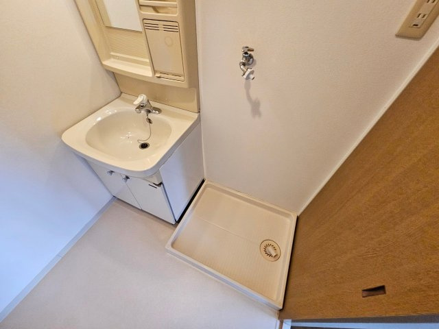 ハイツ甲南山手の洗面所