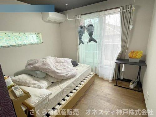 神戸市西区二ツ屋1丁目　中古戸建の洋室|2階洋室、約6.0帖。南側のお部屋です。