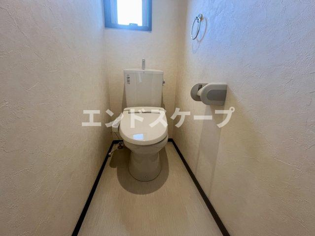 ドゥフレメゾンのトイレ|高崎、前橋、伊勢崎エリアのお部屋探しはエンドスケープまで！お客様の理想お聞かせ下さい♪