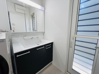 【独立洗面台】