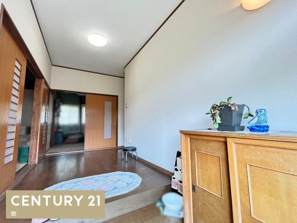 紀の川市井田　中古戸建の玄関