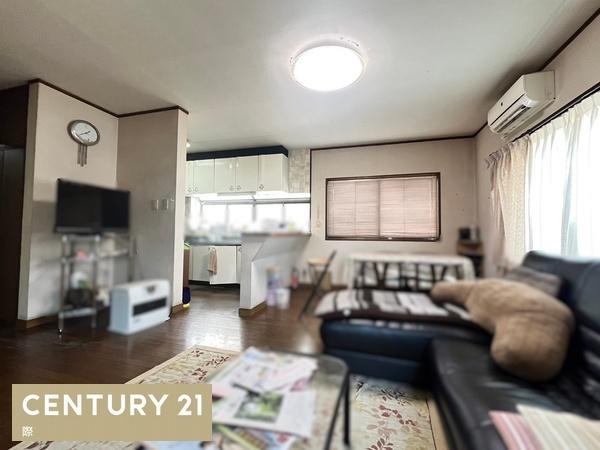 紀の川市井田　中古戸建の居間・リビング