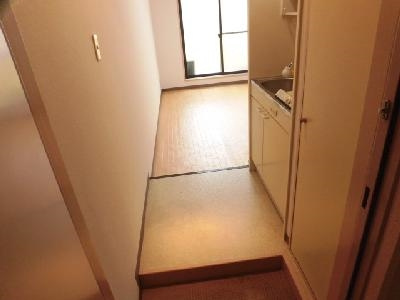 マンション栄光の内装|玄関から