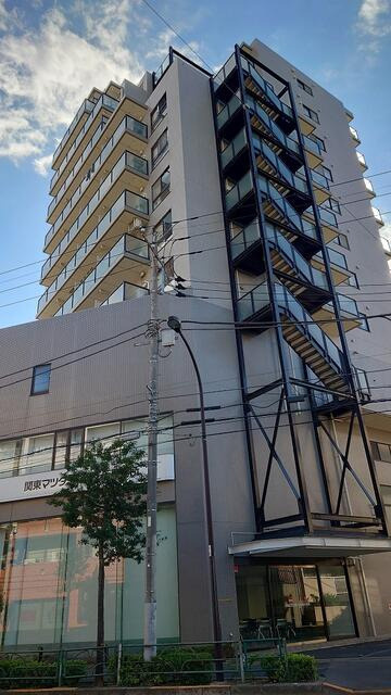 アクシルコート新小岩のエントランス