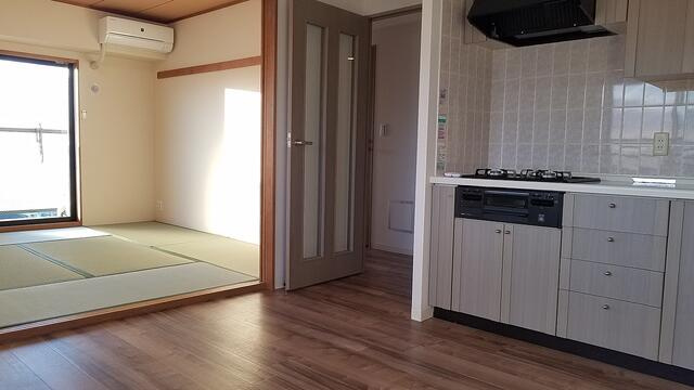 アクシルコート新小岩の居間・リビング|ＤＫ・和室