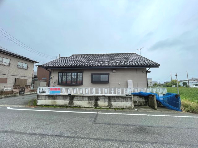 玉村町南玉　中古の前面道路含む現地写真