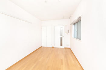 コートハウス大西の居間・リビング