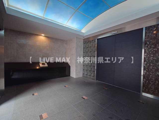 【エントランス】アマックス横浜