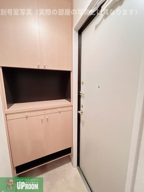 エクセル郷前の玄関