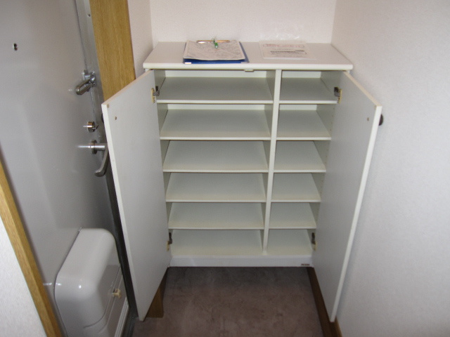 【玄関】 | ハイツヤマダ | 毎日通る玄関はこちらです