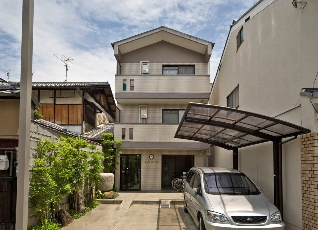 キャラ・ダイコク