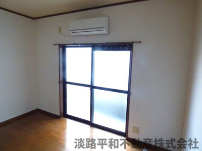 【洋室】 | ハイツサンヴェール