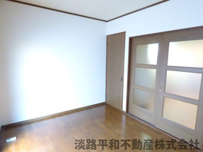 【洋室】 | ハイツサンヴェール