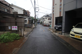 【前面道路含む現地写真】