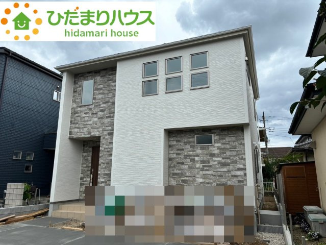 伊奈町栄5丁目　3期　新築一戸建て　ブルーミングガーデン　01の外観|徒歩5分以内に買い物施設多数あります！
