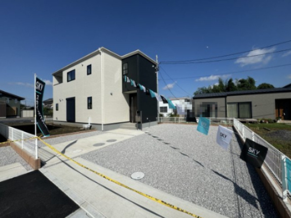 新築　太田市市場町第1　Livele Garden.S　1号棟の駐車場|現地写真　駐車スペースは2台分可能です！					
