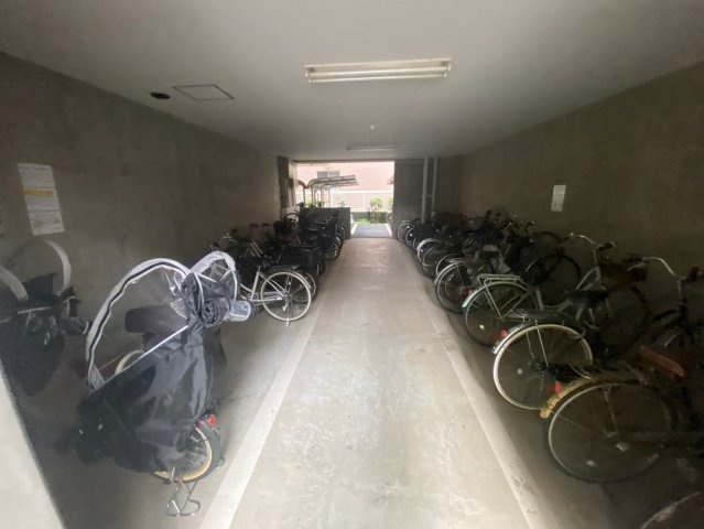 サニークレスト西船橋のロビー