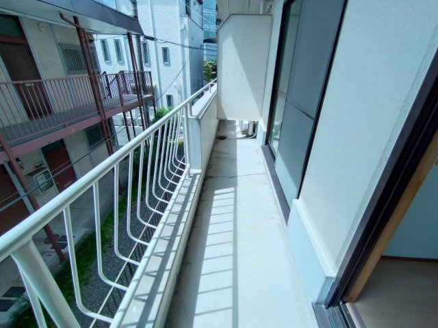 高槻市南芥川町の賃貸マンションのバルコニー