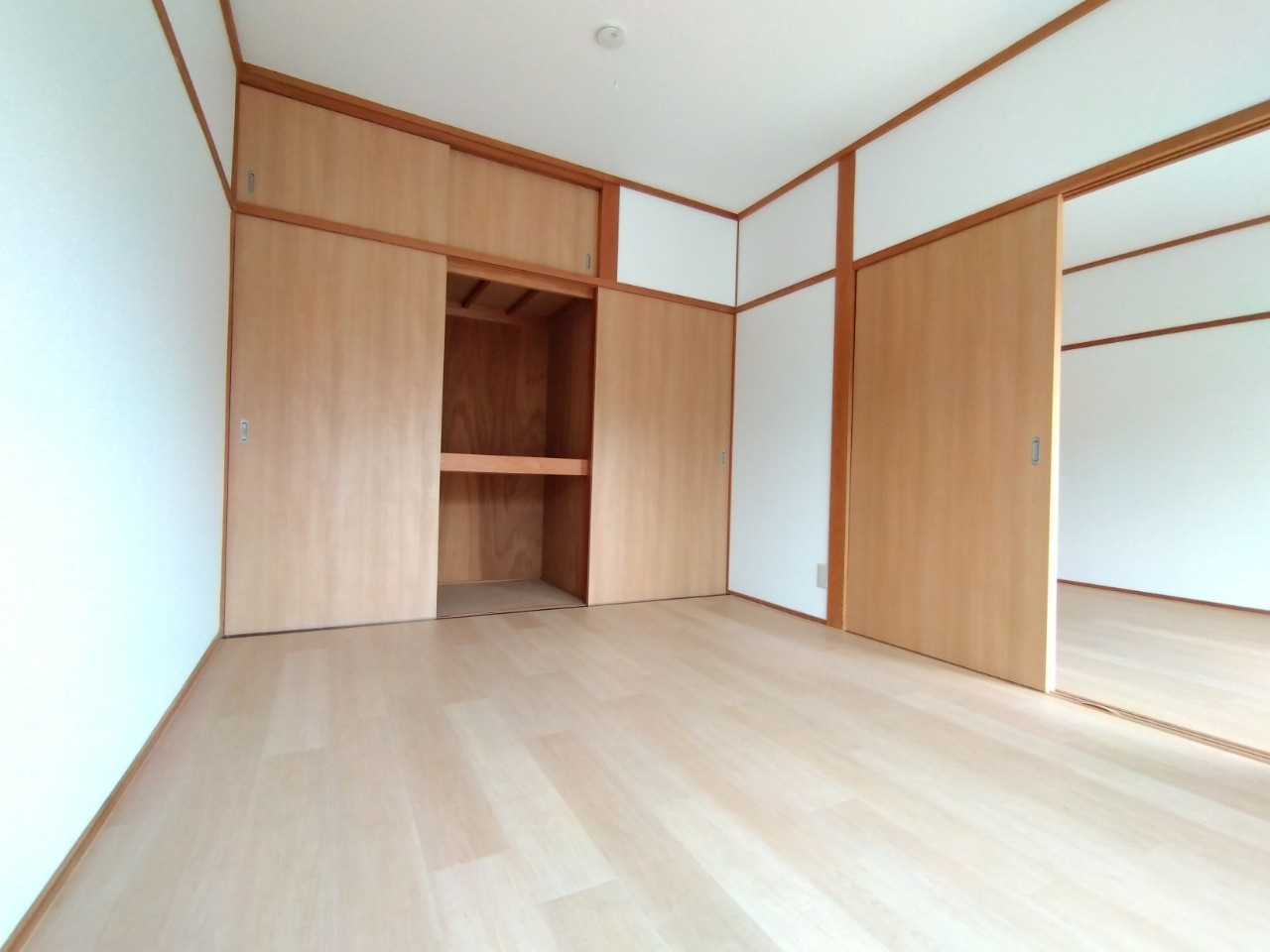 高槻市南芥川町の賃貸マンションの寝室