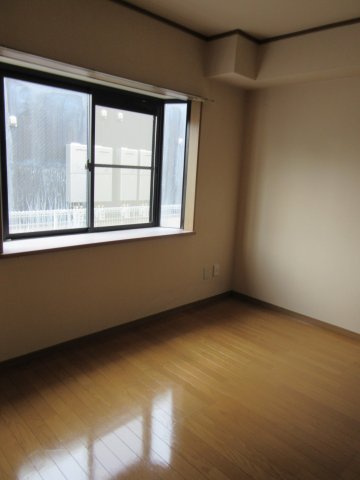 FREA広内Ⅱの居間・リビング