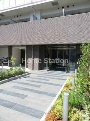 【エントランス】 | クリスタルグランツOSAKA WEST GATE