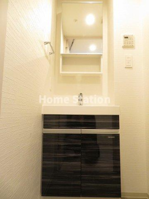 【独立洗面台】 | クリスタルグランツOSAKA WEST GATE