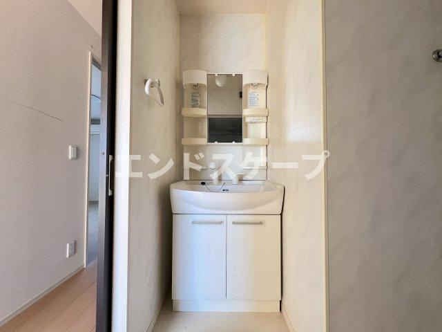 クリスタルコートの独立洗面台|高崎、前橋エリアのお部屋探しはエンドスケープまで！お客様の理想お聞かせ下さい♪