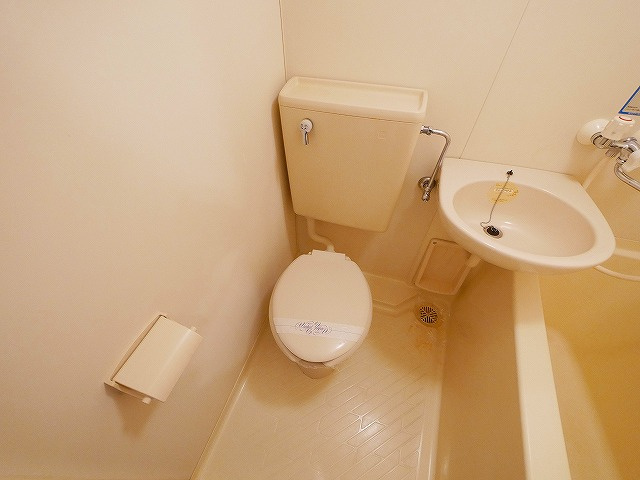 メゾンアンテルナ奈良のトイレ|トイレもきれいです