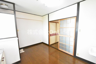 【洋室】 | 教興寺マンション