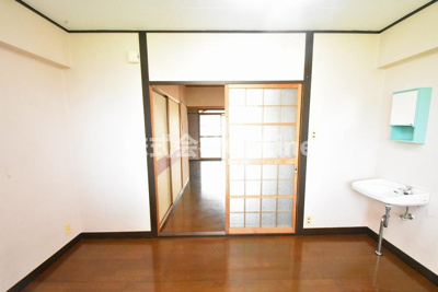 【居間・リビング】 | 教興寺マンション